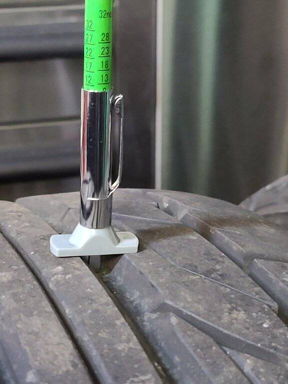 Nitto tire depth.jpg