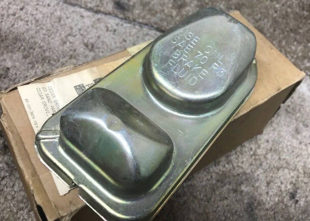 NOS MC cover 2881511.jpg