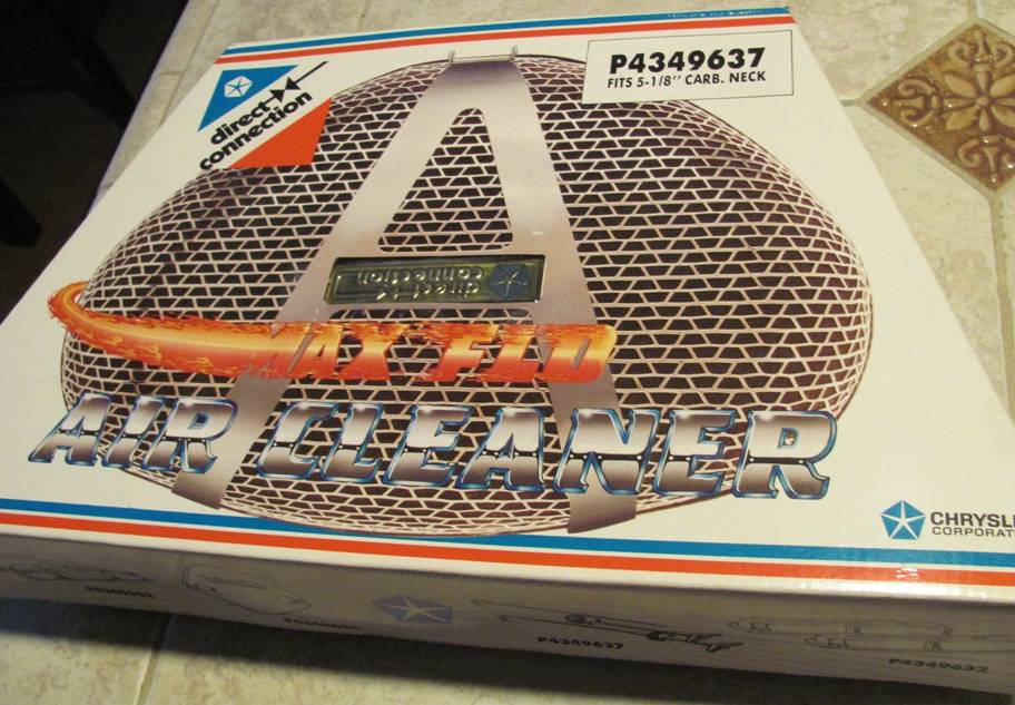 NOS MoPar parts 004.JPG
