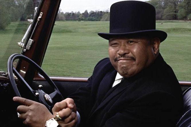 oddjob-crushing.jpg