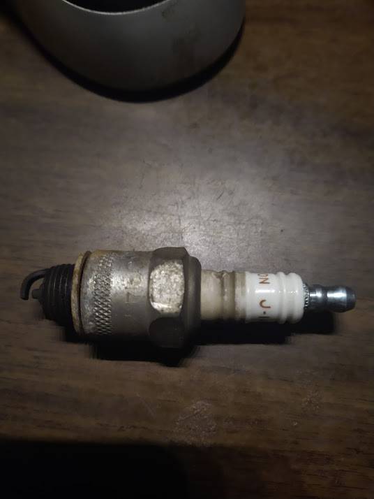 old-plug-close-up.jpg
