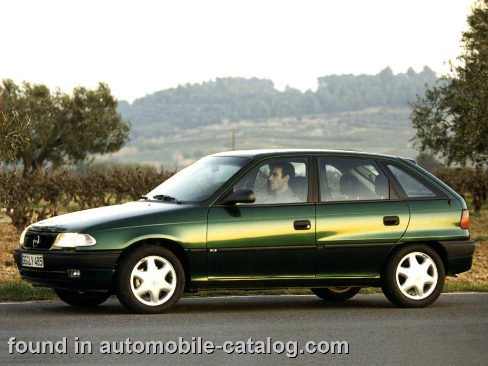 opel-astra-f-5-door-4.jpg