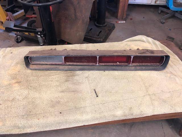 Polara taillight 1.jpg