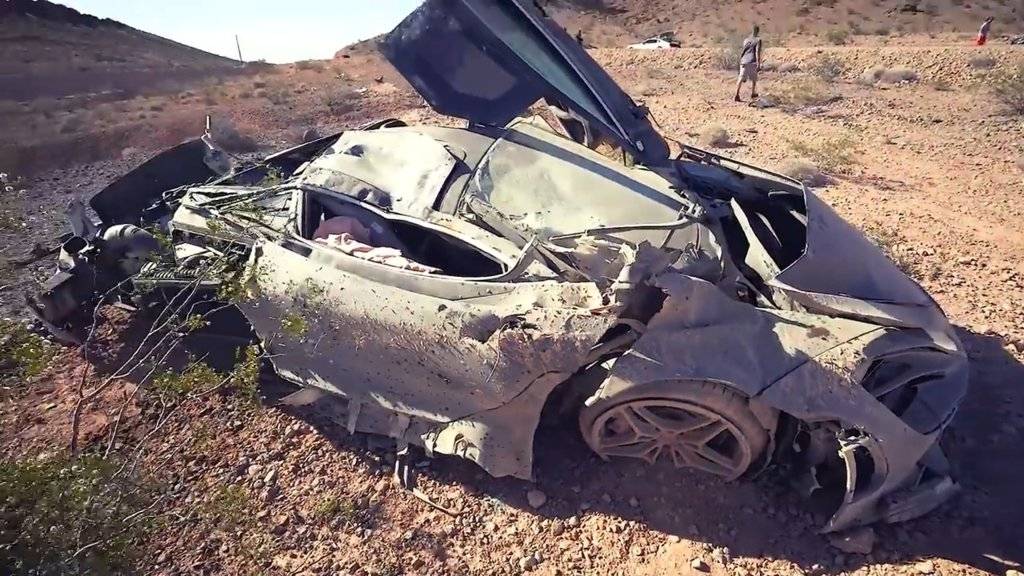 POLICE FIND CRASHED MCLAREN 720S IN NEVADA DESERT_00_22_03_24.jpg