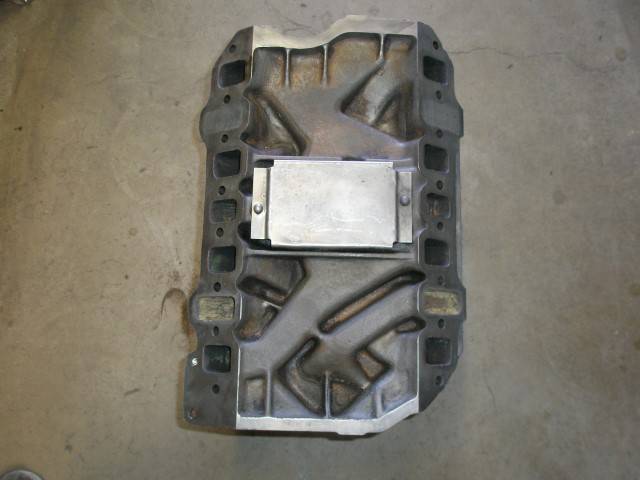 Poly 318 Intake & Carb 010 (Small).JPG