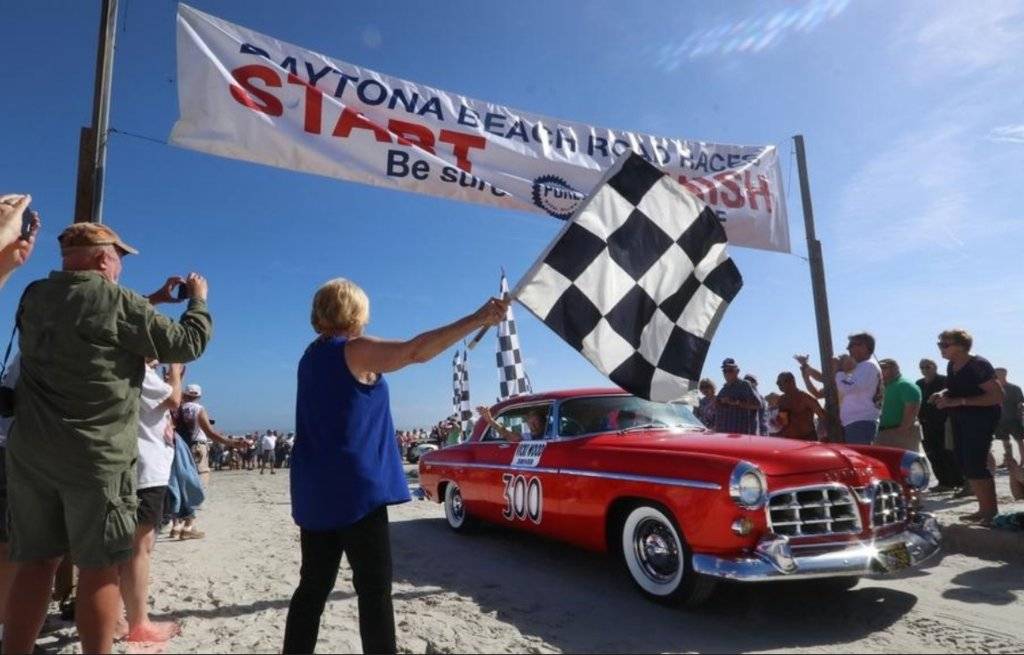 Ponce Inlet Legends Car Parade Racings North Turn Saturday morning Feb. 10 2018.jpg