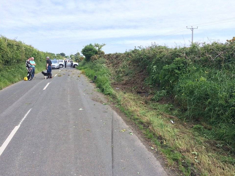 Porsche 911 GT3 RS Totaled in Brutal Isle Of Man Crash.(Smeale Farm).001.jpg