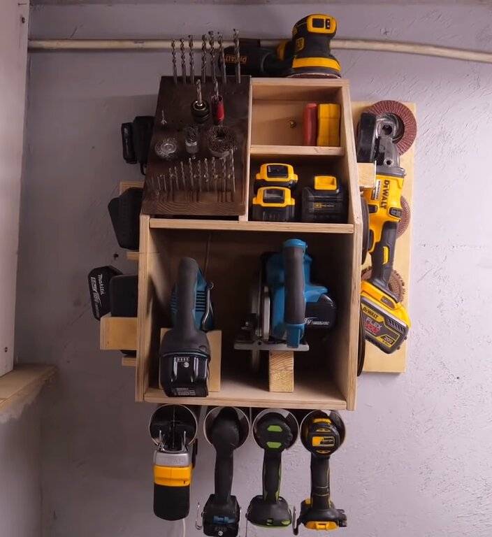 PORTABLE.POWER.TOOL.ORGANIZER.001.CUT.jpg
