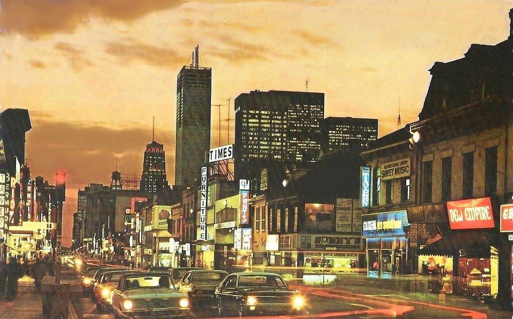 postcard-toronto-yonge-street-looking-s-night-note-commerce-court-under-construction-signs-1972.jpg