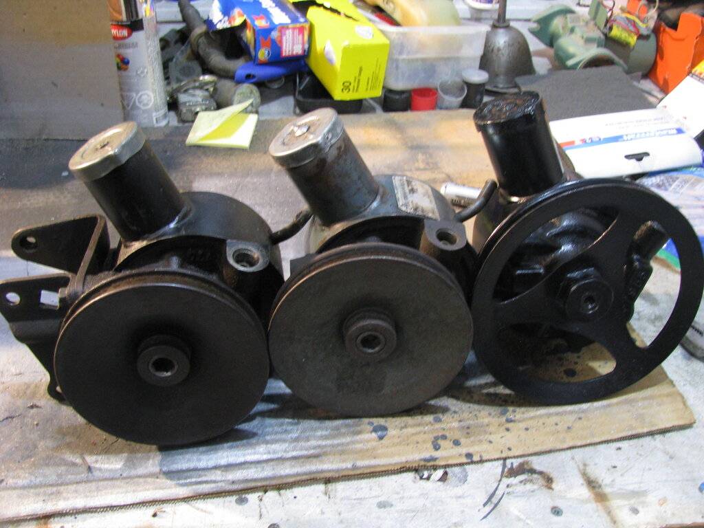 Power Steering Pumps.JPG