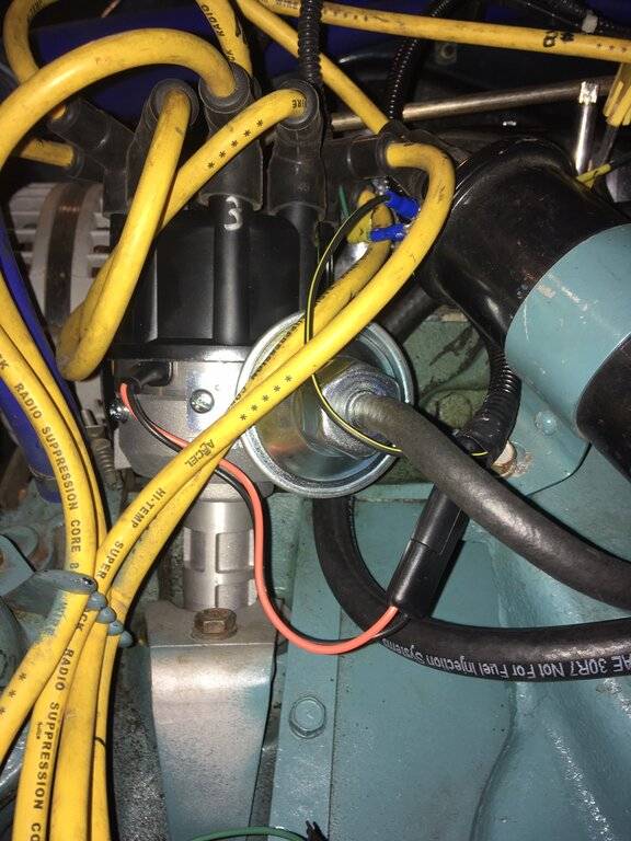 Proform Distributor 1966 Fury 383.JPG