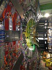 px-View_inside_detector_at_the_CMS_cavern_LHC_CERN.jpg