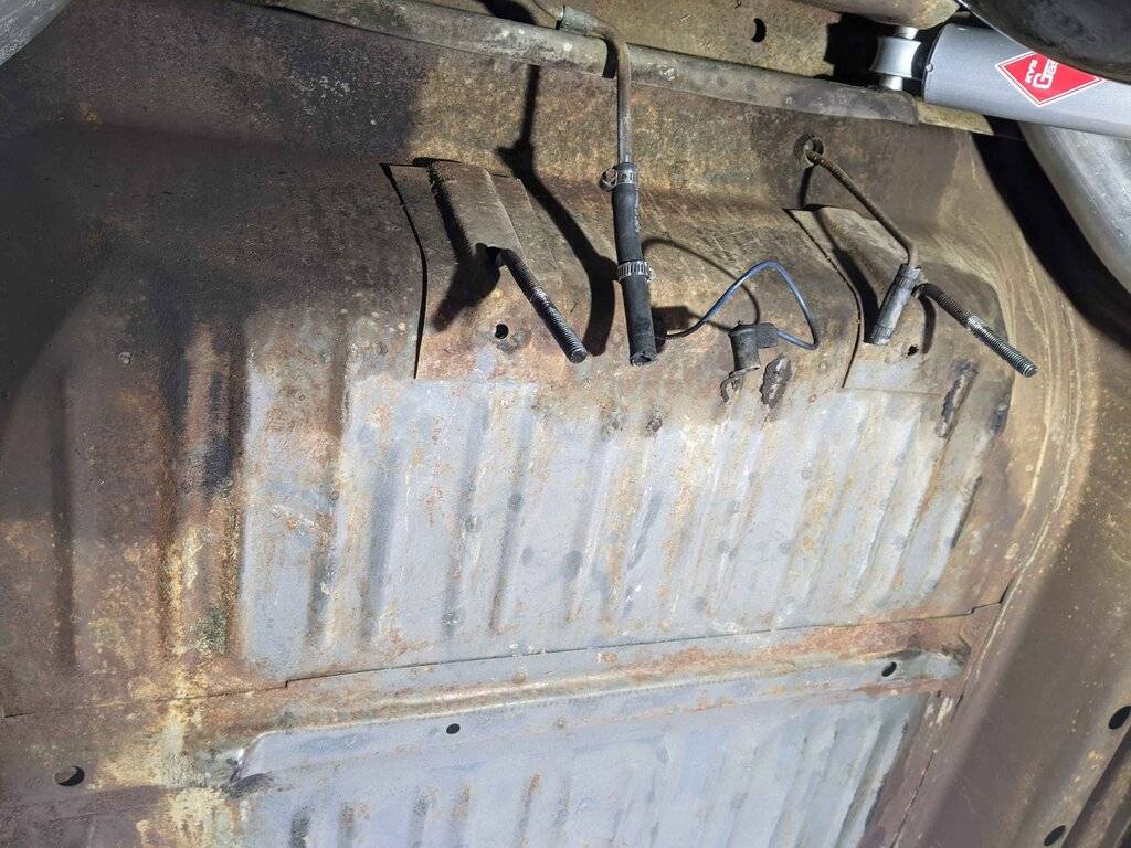 PXL_20201031_160607240 seam sealer.jpg