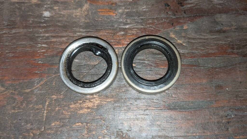 PXL_20211027_192558270 Natl seal 8609 on R.jpg