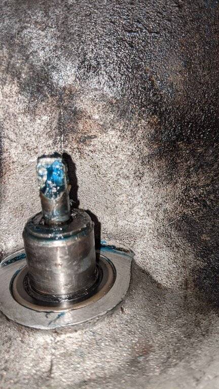 PXL_20211031_181200789 Shift Shaft and Seal.jpg