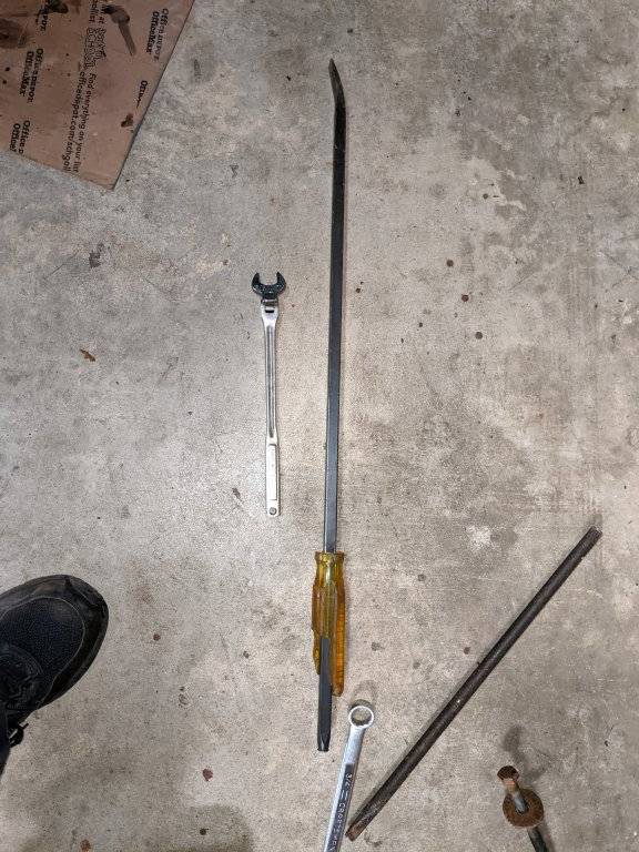 PXL_20221013_211751256 pry bar.jpg