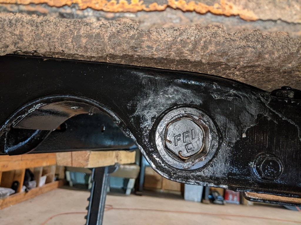 PXL_20230426_195046076 LS clip.jpg