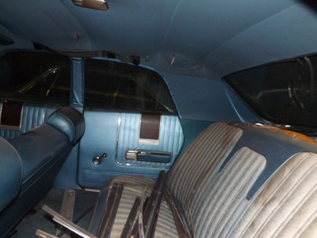 rear seat a body trim1.jpg