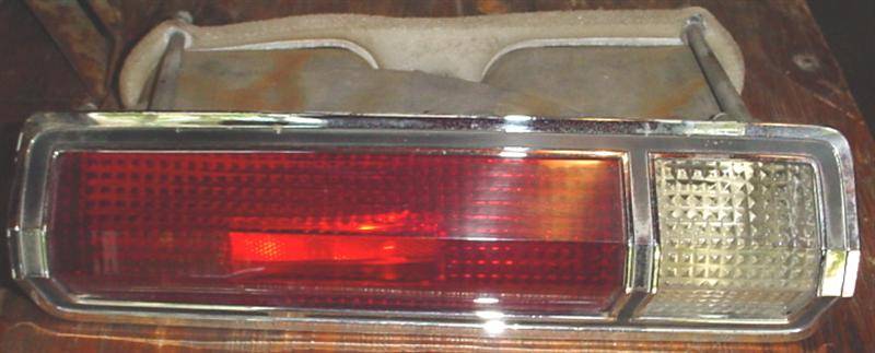 right side tail light (Medium).jpg