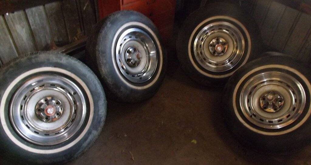 road wheels.jpg