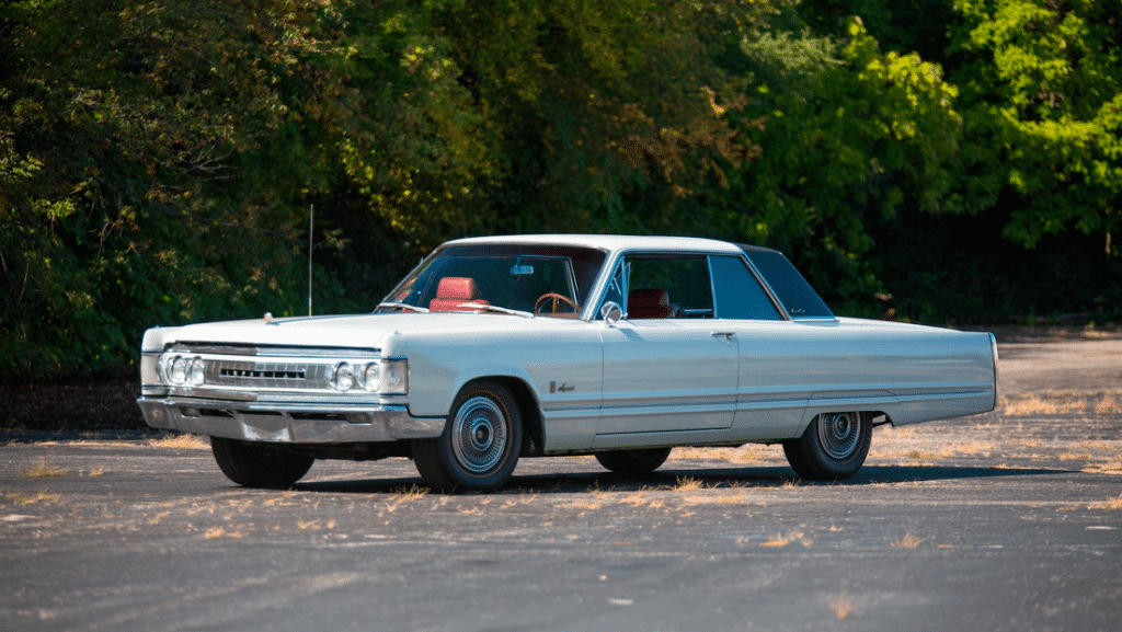 Screenshot 2022-12-29 at 15-55-27 1967 Chrysler Imperial Crown Coupe F115 Chicago 2017 Mecum A...png