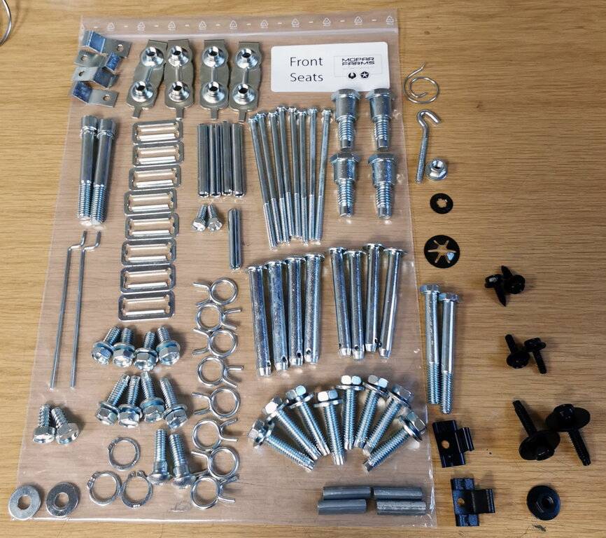 Seat Tracks - 06.jpg