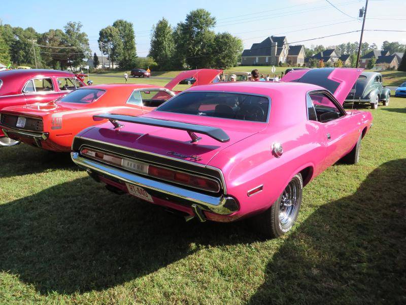 sinclair car show 057.jpg