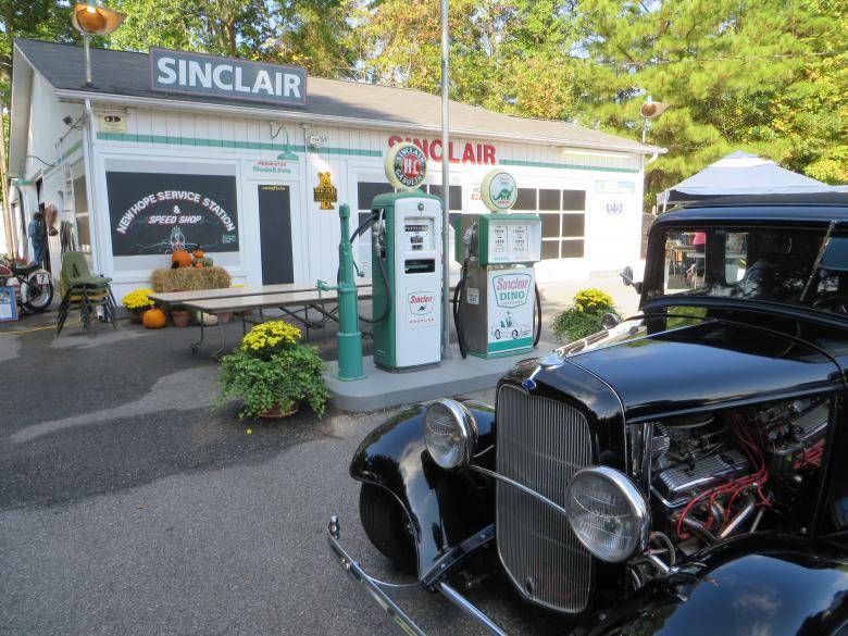 sinclair car show 072.jpg