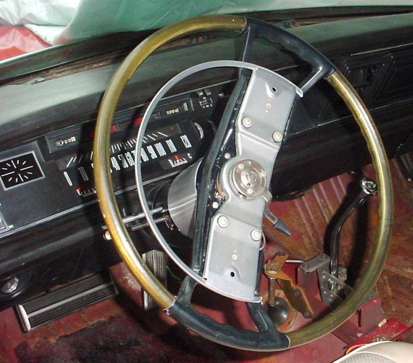 steering wheel reinstalled (Large).jpg