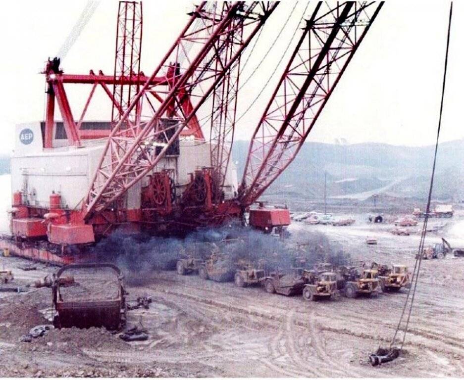 strip-mining-big-muskie-moving-day-jpg.jpg