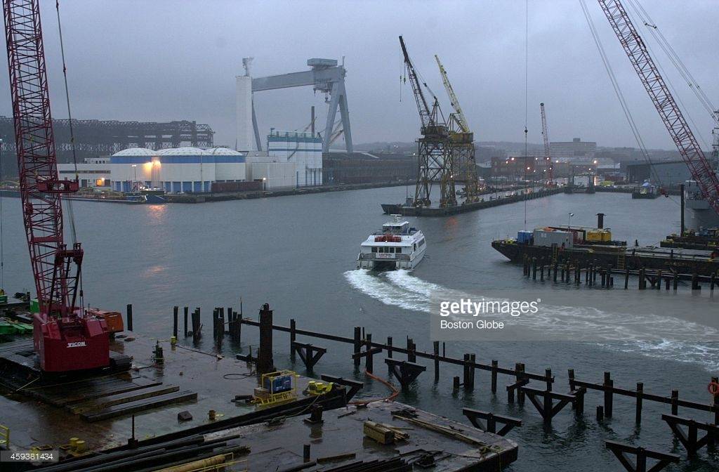 the-fore-river-shipyard-is-shown-from-the-fore-river-bridge-in-quincy-picture-id459381434.jpg