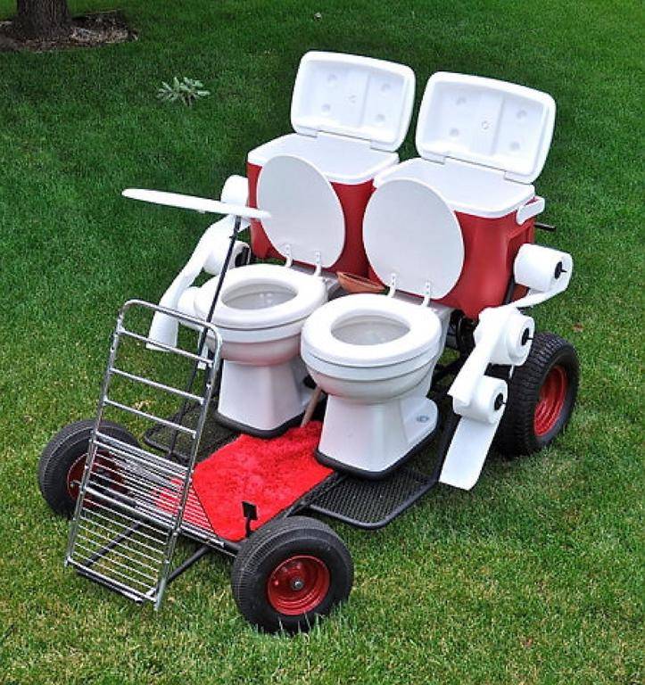 toilet-car.jpg