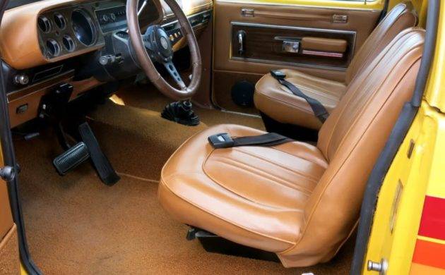 tophand-yellow-interior-630x390.jpg