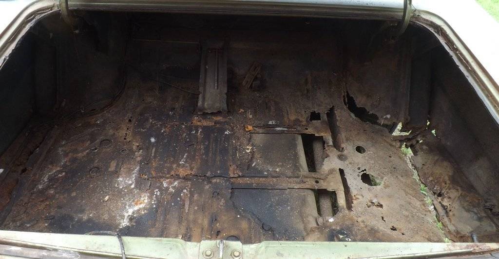 Trunk floor3.jpg