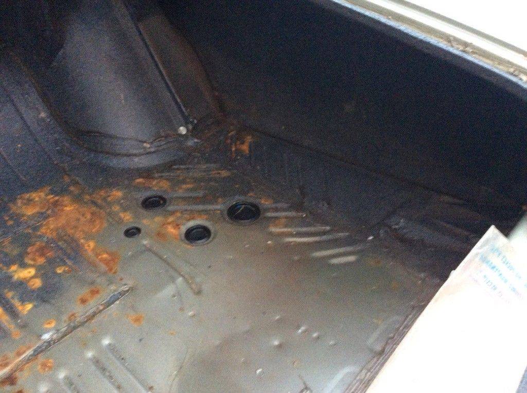 trunk right s-l1600.jpg