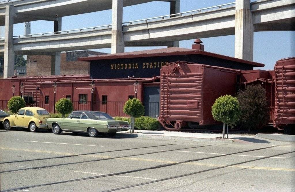 Victoria_Station_1973.jpg