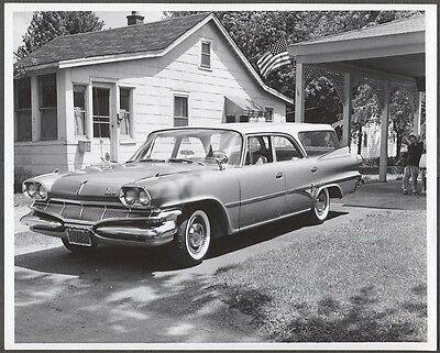 Vintage-Car-Photo-New-1960-Dodge-Dart-Pioneer.jpg