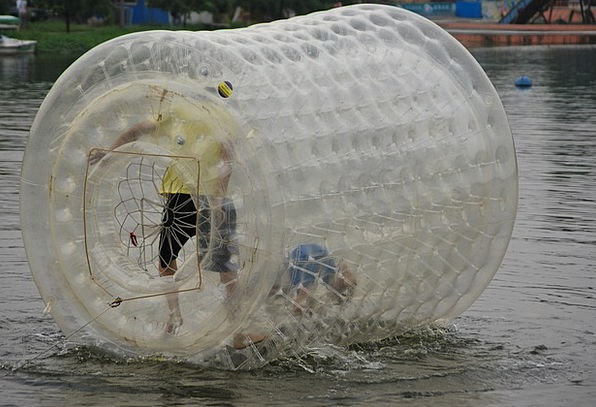 Water-Aquatic-People-Wheel-Fun-Free-Image-Spin-Wet-2209.jpg