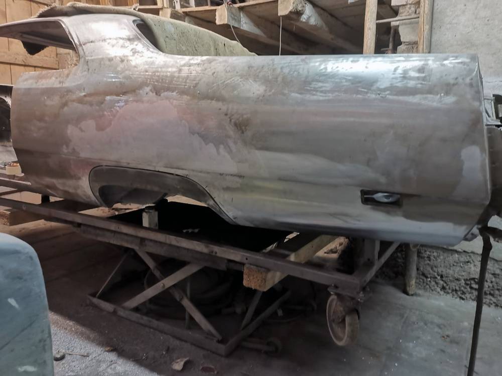 Wheel Well, Driver Side - 05.jpg