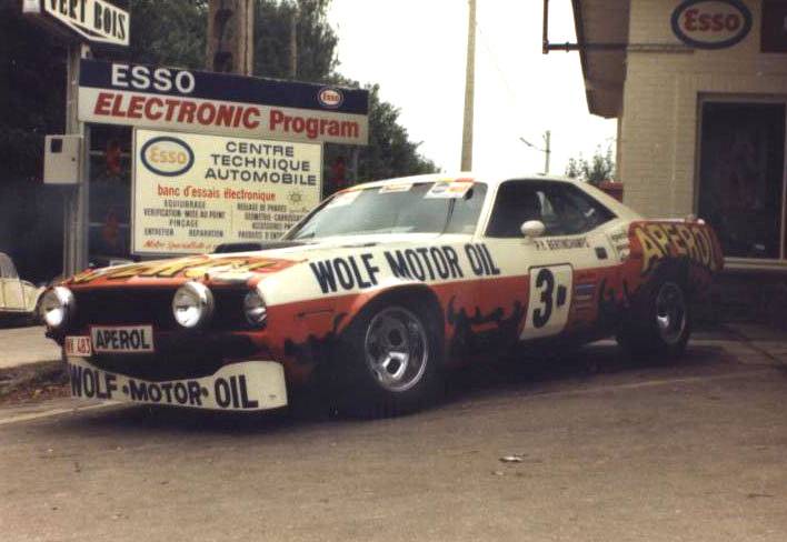wolfmotoroil.jpg