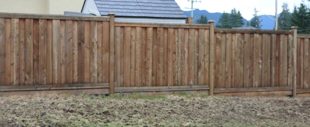 wood-fence-1024x420 (1).jpg