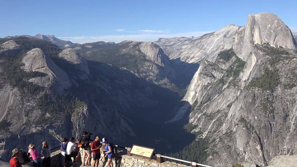 Yosemite National Park California USA in 4K (Ultra HD).004.jpg