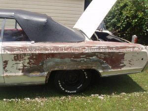 sanding the Yeti 001.jpg