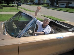 Earl.sm.jpg Earl.sm.jpg