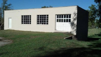 Front shop.sm.jpg Front shop.sm.jpg