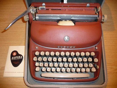 Alpina_44923_ext_.jpg Alpina_44923_ext_.jpg