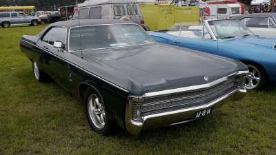 triple black 2door.jpg triple black 2door.jpg