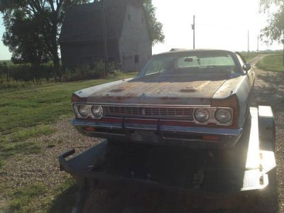 69 sport fury with buldge hood.jpg 69 sport fury with buldge hood.jpg