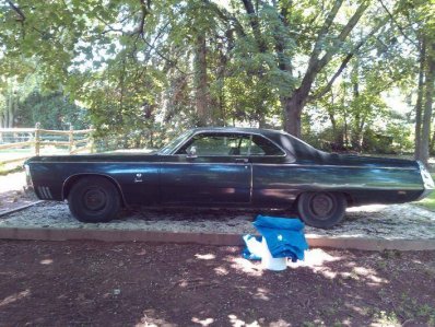 F9 Dark Emerald Crown 2door 03.jpg F9 Dark Emerald Crown 2door 03.jpg