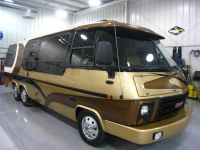 GMC Motorhome Custom 2.jpg